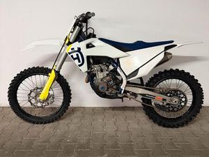 HUSQVARNA FC 250 MIT VIELEN EXTRAS
