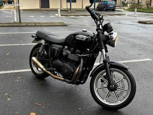 TRIUMPH BONNEVILLE 865 SE EFI