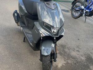 VEND SCOOTER NEUF