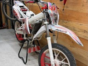 DERBI SENDA POUR PROJET