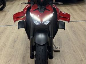 DUCATI STREETFIGHTER V4 DE 2025 MIRANDA DO DOURO