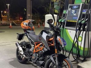 MOTA KTM DUKE 125 CC PARQUE DAS NAÇÕES