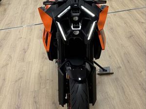 KTM SUPER DUKE 990 HAKRAPOVIC MIRANDA DO DOURO