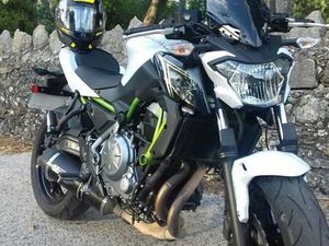 KAWASAKI Z650 BRANCA E VERDE OEIRAS E SÃO JULIÃO DA BARRA, PAÇO DE ARCOS E CAXIAS