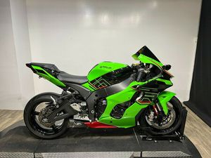 2023 KAWASAKI NINJA ZX-10R KRT EDITION