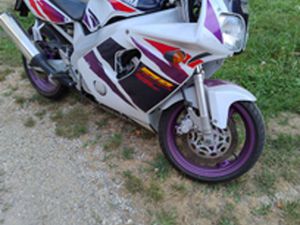 YAMAHA FZR 600 1995