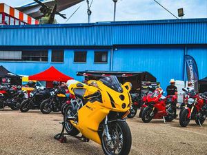 DUCATI 749 BJ 2006 TOP ZUSTAND!