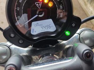 TRIUMPH BONNEVILLE SPEEDMASTER