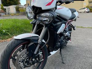 TRIUMPH STREET TRIPLE 765 RS – BJ 2018 – TOP ZUSTAND