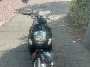 SENTO 50CC BLAUWE PLAAT LOOPT 35 OPKNAPPER — SCOOTERS | SYM — MARKTPLAATS