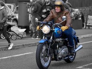 TRIUMPH, BONNEVILLE, 2005, 790 (CC)