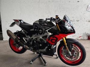 APRILIA TUONO V4 1100 FACTORY