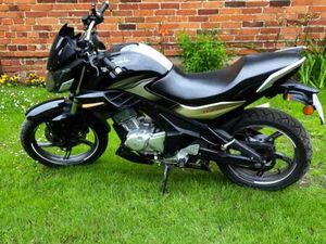 MOTOCYKL JUNAK RS125, ROK PRODUKCJI 2015 ORAZ HYOSUNG GT125 WIELOWIEŚ