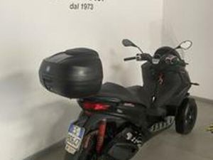 PIAGGIO MP3 300 HPE SPORT