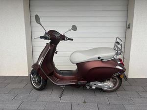VESPA PRIMAVERA 50 CCM SONDERMODELL