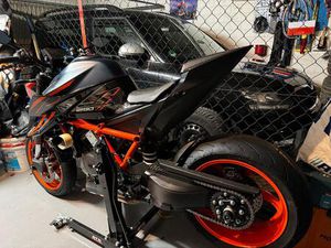 KTM 1290 SUPER DUKE R TECH PACK KTM (1290 RR) MIT GARANTIE