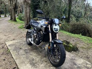 HONDA CB650R E-CLUTCH COIMBRA (SÉ NOVA, SANTA CRUZ, ALMEDINA E SÃO BARTOLOMEU)