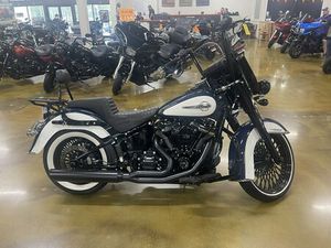 2019 HARLEY-DAVIDSON HERITAGE CLASSIC 114