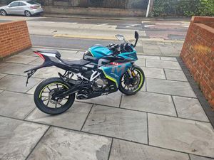 CFMOTO 300SR SPORT RACING PETROL MANUAL EURO 5 (28 PS) 292 CC