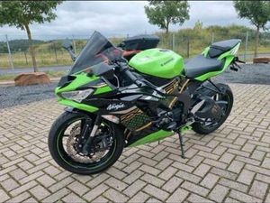 KAWASAKI NINJA ZX6R