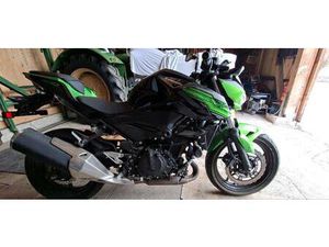 KAWASAKI Z400 NAKED BIKE