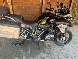 BMW 1200 GS LC TRIPLE BLACK