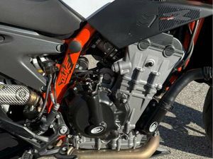 OCCASION KTM 890 DUKE R