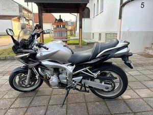 MOTORRAD YAMAHA FAZER 600 / FZ 6