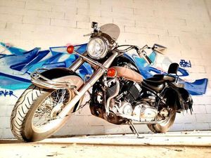 YAMAHA XVS 650 A