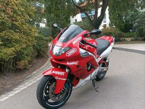 YAMAHA YZF 600R