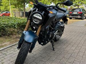 HONDA CB125R BJ. 2024