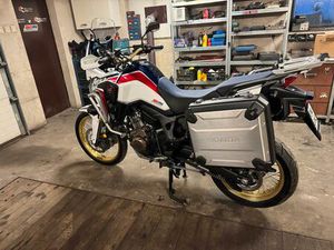 CRF 1000 AFRICA TWIN 30KKM
