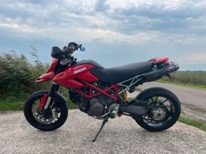 DUCATI HYPERMOTARD 1100 EVO MET OHLINS EN TERMIGNONI — MOTOREN | DUCATI — MARKTPLAATS