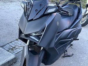 YAMAHA XMAX 300 - 2023