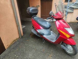 SCOOTER HONDA LEAD 100 CANTON TESSIN -