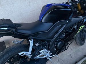 MOTO 125 YZF R ÉDITION MONSTER ENERGY RACING