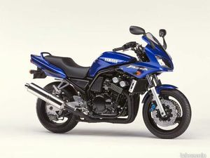 YAMAHA 600 FAZER BLEU