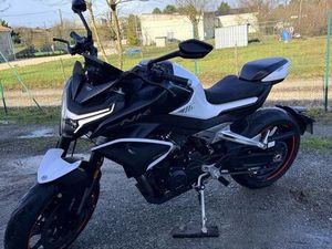 ◊ CF MOTO 800 NK ADVANCED 2024 A2 – 1ÈRE MAIN – TRÈS PROPRE