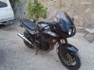 ÉCHANGE TRIUMPH 900 SPRINT