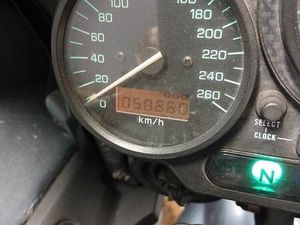 MOTO YAMAHA FZS600 FAZER