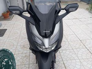 HONDA FORZA 300