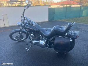 HARLEY DAVIDSON SOFTAIL CUSTOM