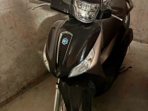 SCOOTER 125 CC PIAGGIO