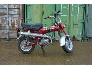 1973 HONDA ST 70 VENTE AUX ENCHÈRES