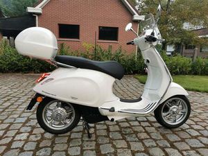 ② VESPA PRIMAVERA ELETTRICA 45 KM/U.KLASSE B.SLECHTS 1000 KMS.
