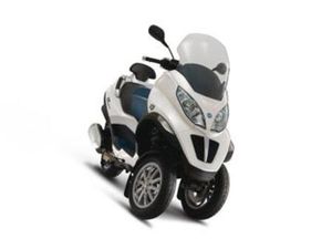 PIAGGIO SCOOTER 125 MP3 HYBRIDE HYBRIDE ACCU DEFECT! — MOTOREN | PIAGGIO — MARKTPLAATS