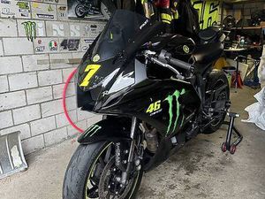 YAMAHA R7 UMBAU CANTON LUCERNE -