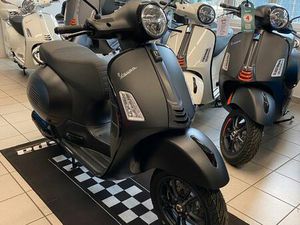 NEU VESPA GTS 125 SUPER SPORT SCHWARZ CONVINTO