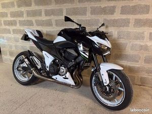 KAWASAKI Z800