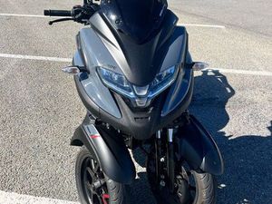 YAMAHA TRICITY 300 - 2024 - 13 000 KM - ENTRETIEN YAMAHA